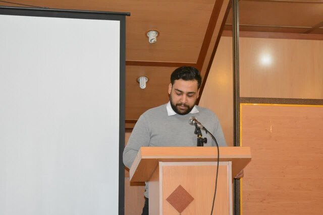 صنعت مبل و منبت ملایر نباید تجزیه شود