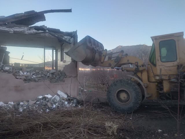 تخریب ۸۲ هکتار سازه غیرمجاز در اراضی ملایر