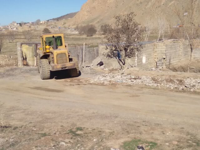 تخریب ۸۲ هکتار سازه غیرمجاز در اراضی ملایر