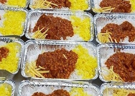 توزیع بیش از ۱۰ هزار پرس غذای گرم بین مددجویان کمیته امداد بهار در ماه رمضان