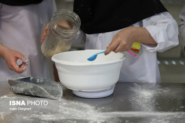 نانوایی؛ کلاس درس متفاوت هنرجویان یک هنرستان