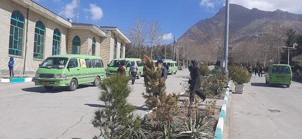 تاکسیهای ون در پیچ و خم راههای نوسازی