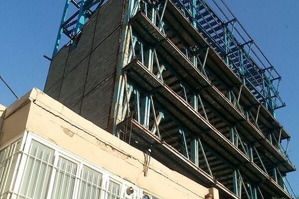 عکس تزئینی است طبقات اضافی ساختمان حوزه هنری همدان هفته آینده تخریب میشود