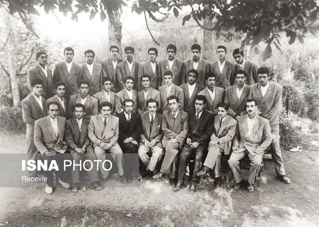 اهدای ۷۵ سند تاریخی از اوضاع و احوال همدان در دهههای ۳۰ تا ۵۰