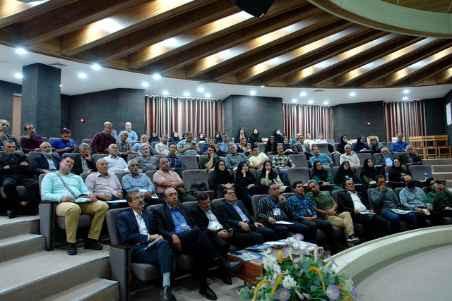 ضرورت توسعه تجارت بینالمللی انگور و محصولات وابسته