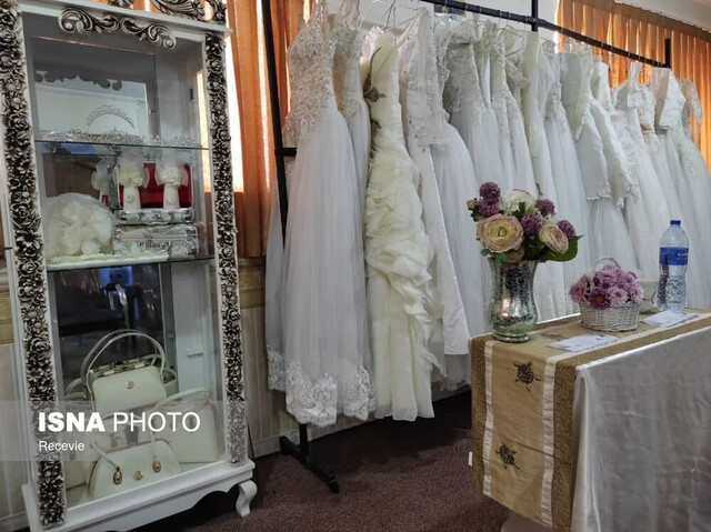 داستان دوخواهری که لباس عقدشان را بخشیدند...