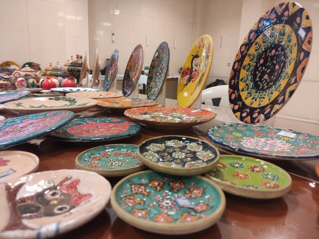 عکس تزئینی است نمایشگاه توانمندیهای معلولان در زنجان آغاز به کار کرد