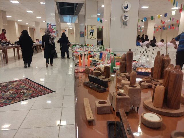 افتتاح نمایشگاه صنایع دستی ویژه معلولان توانمند در ملایر