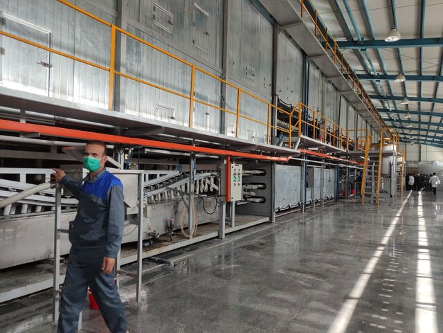 افتتاح کارخانه تولید دستکش معاینه و جراحی در ملایر