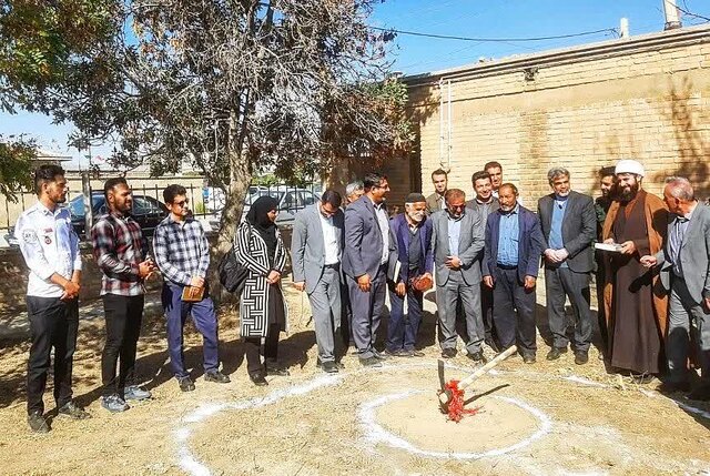 کلنگ‌زنی پایگاه اورژانس پیش‌بیمارستانی ۱۱۵ شهر مهاجران