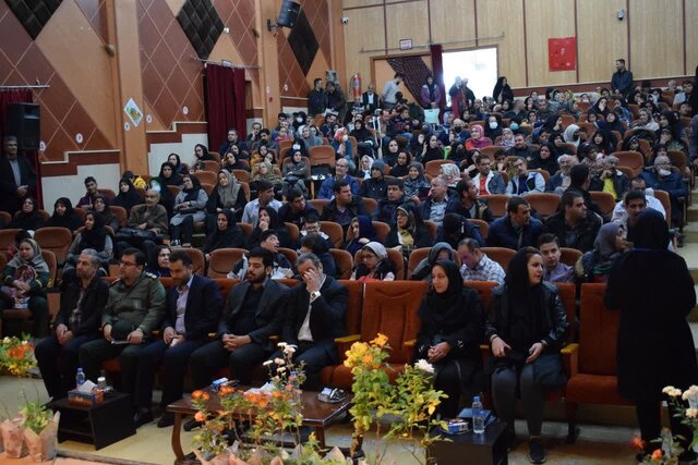 معافیت معلولان درملایر ازپرداخت آورده اولیه نهضت ملی مسکن/تحویل زمین ۲۰۰ متری رایگان به معلولان