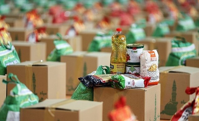 توزیع بستههای معیشتی به ارزش ۱۲۰ میلیون بین خانوادههای زندانیان رزن توزیع بستههای معیشتی به ارزش ۱۲۰ میلیون بین خانوادههای زندانیان رزن