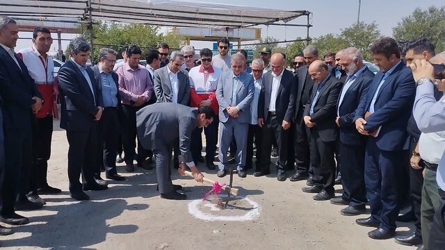 آغاز عملیات اجرایی احداث ایستگاه شارژ خودروهای برقی در اسدآباد آغاز عملیات اجرایی احداث ایستگاه شارژ خودروهای برقی در اسدآباد