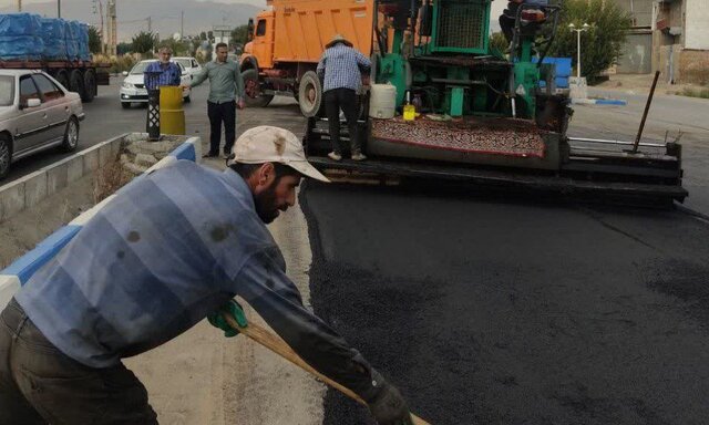 عملیات آسفالت مکانیزه  بلوار پرتردد شهدای شهر پالیز عملیات آسفالت مکانیزه  بلوار پرتردد شهدای شهر پالیز