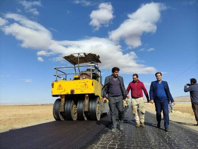 احداث و بهره‌برداری بیش از ۲ کیلومتر راه روستایی در شهرستان رزن