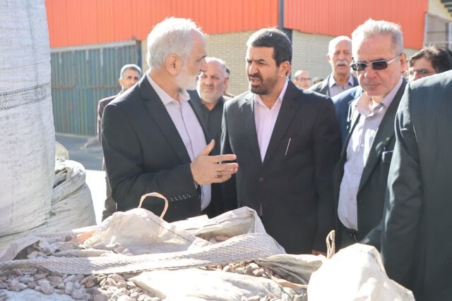 دوران بلوغ در صنعتو معدن ملایر طی شده است