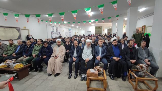 بهرهبرداری از ۵ فروشگاه مبلمان منبت در شهرک صنعتی حاجیآباد ملایر