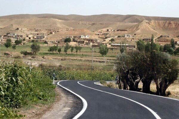 ۴۰ کیلومتر از راههای روستایی شنی ملایر، تسطیح و رگلاژ  شد ۴۰ کیلومتر از راههای روستایی شنی ملایر، تسطیح و رگلاژ  شد