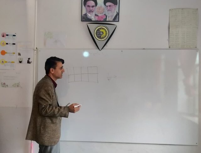 معلمی؛ شغلی که بر تارک دنیا میدرخشد