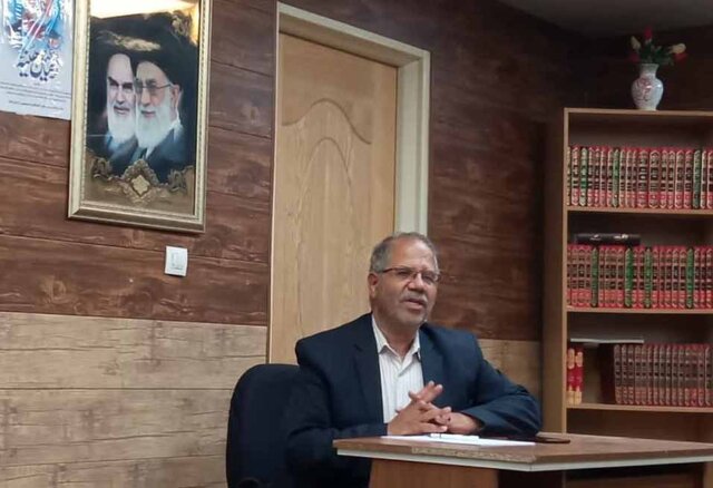 معلمی؛ شغلی که بر تارک دنیا میدرخشد