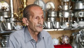 آخرین بازمانده هنر حلبی‌سازی همدان درگذشت