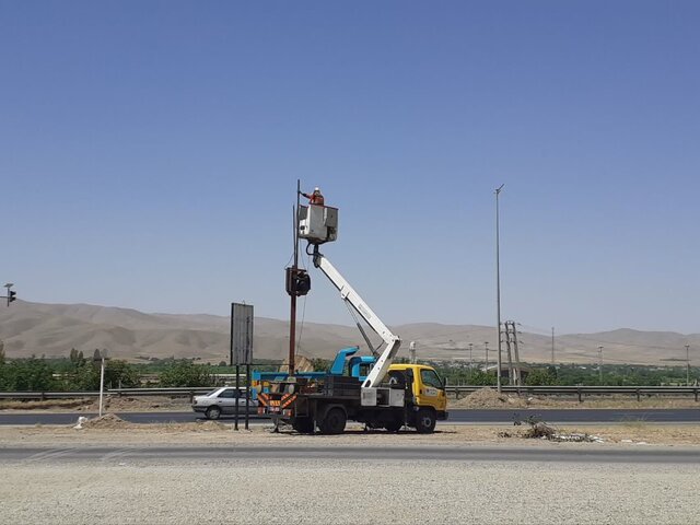پروژه روشنایی ملایر- اراک به بهرهبرداری رسید
