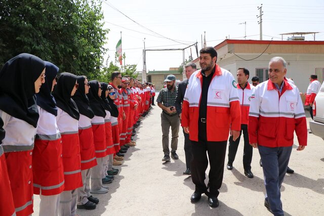 عکس تزئینی است حضور ۵۰ امدادگر همدانی در مسیر خدمترسانی به زوّار کربلا
