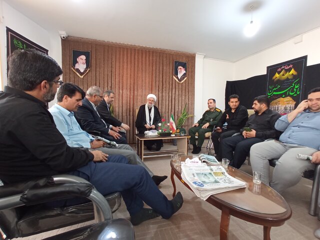 خبرنگاران در اطلاعرسانی، صداقت و اصل بیطرفی را رعایت کنند