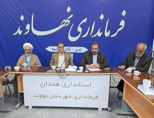 نهاوند از زیرساخت‌های مناسب گردشگری برخوردار نیست