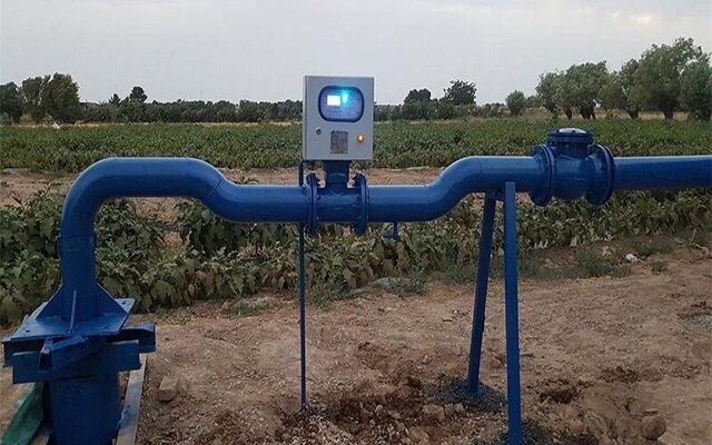 نصب ۸۸۵ دستگاه انواع کنتور روی چاه‌های مجاز اسدآباد