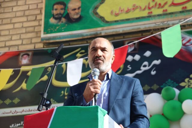 باید به سمت کیفی‌سازی آموزش و مهار آسیب‌های اجتماعی در مدارس برویم