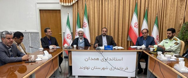 متولیان برای یکسان‌شدن قیمت‌ اقلام ضروری در بازار نهاوند اقدام موثرتری کنند