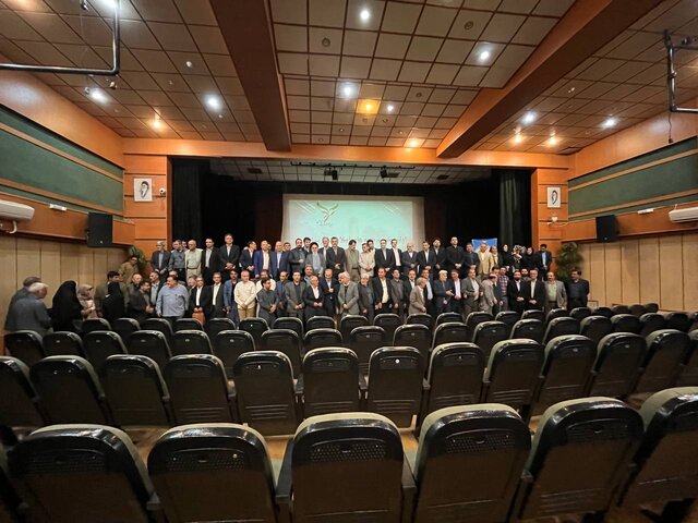 جبهه اصلاحات استانهای غرب کشور بر همافزایی، اصلاحات و پایبندی به وعدههای انتخاباتی تاکید کرد جبهه اصلاحات استانهای غرب کشور بر همافزایی، اصلاحات و پایبندی به وعدههای انتخاباتی تاکید کرد