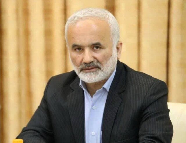 فعالیت ۴ کارخانه آرد کامل در همدان / مشکلی در تأمین آرد وجود ندارد فعالیت ۴ کارخانه آرد کامل در همدان / مشکلی در تأمین آرد وجود ندارد