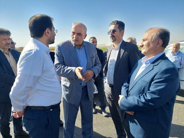 معاون وزیر راه: شهرهای رزن و درگزین طی ۳ سال آینده هیچ معبر خاکی نداشته باشد