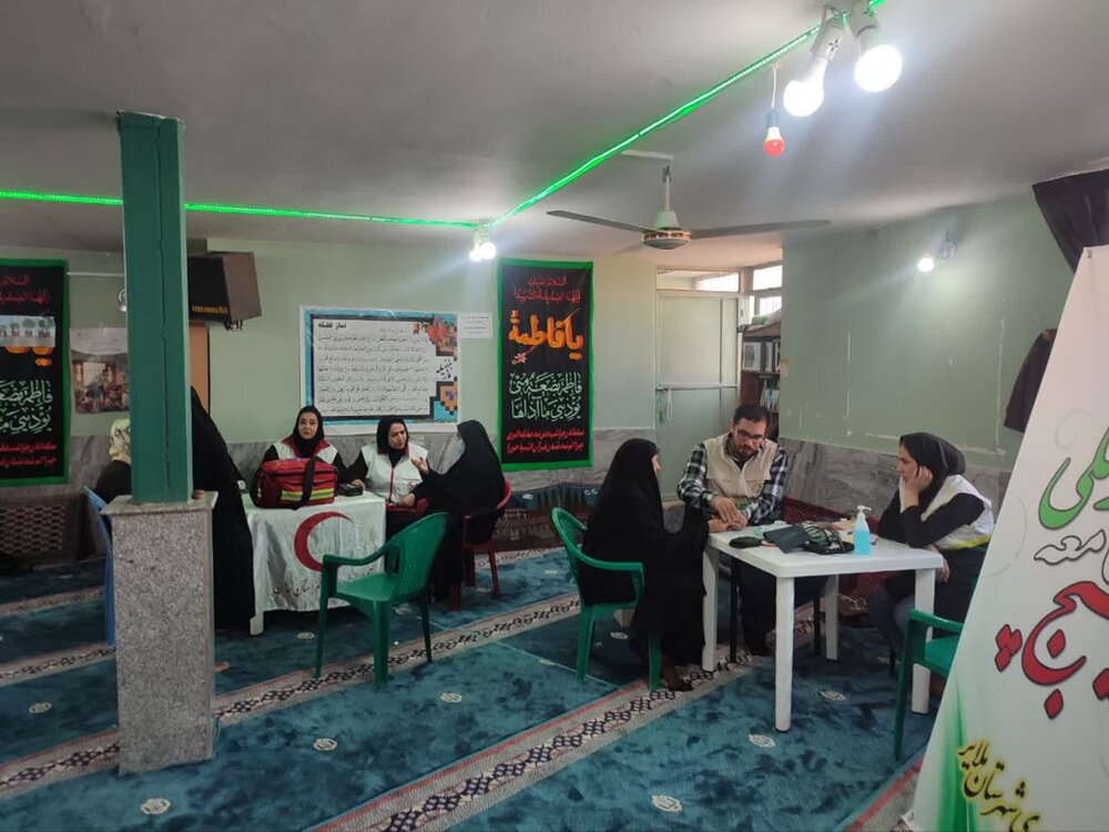 اجرای طرح «خادم» و ارائه خدمات پزشکی رایگان در قالب اردوهای جهادی ملایر