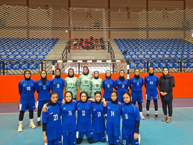 قهرمانی تیم ملایر در مسابقات کشتی بزرگسالان استان همدان