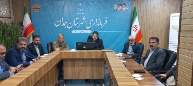 ضرورت رصد و کنترل روزانه قیمت‌ها در بازار میوه و تره‌بار همدان