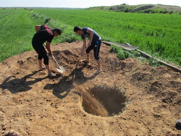 انسداد ۹ حلقه چاه غیرمجاز در نهاوند