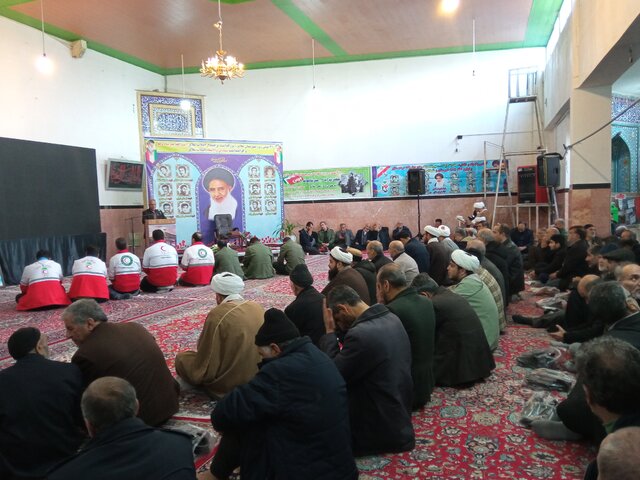 آیت‌الله میرشاه‌ولد روحیه جهادی را به مردم ملایر تزریق کرد