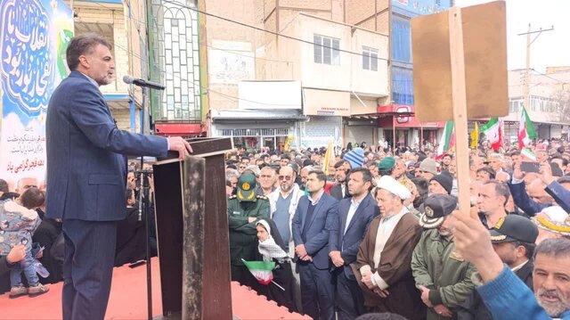 توسلی: جمهوری اسلامی در دفاع از خود تردید ندارد