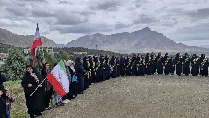 کانونهای خدمت رضوی ملایر پای کار برنامههای دهه کرامت
