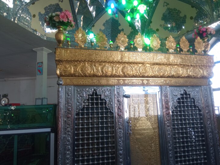 تجلیل از جایگاه امامزادگان و بقاع متبرکه ملایر