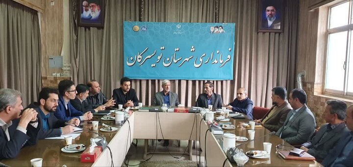 تأکید فرماندار بر ضرورت نظارت دقیق بر بازار مسکن تویسرکان