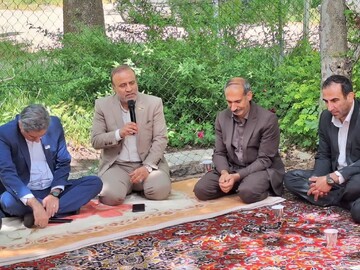 تاکید فرماندار بر اهمیت حفظ پوشش گیاهی، مراتع و مقابله با آتش‌سوزی‌ها در ملایر