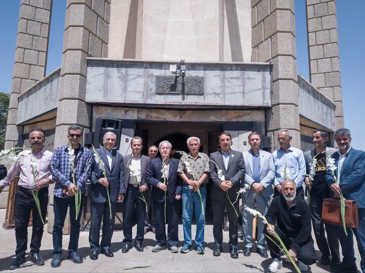 بزرگداشت«باباطاهر»،عارف نامی همدان برگزار شد