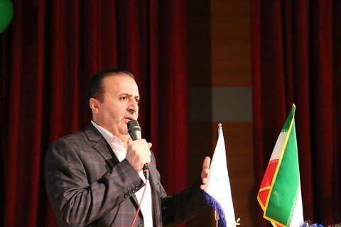 دانشجویان تاریخ ایران را بیشتر مطالعه کنند