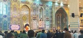 امام خمینی(ره) به ایران عزت و سربلندی بخشید