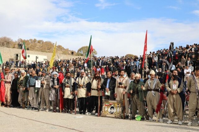 دومین اجلاسیه کنگره ملی سه هزار شهید استان ایلام برگزار شد دومین اجلاسیه کنگره ملی سه هزار شهید استان ایلام برگزار شد