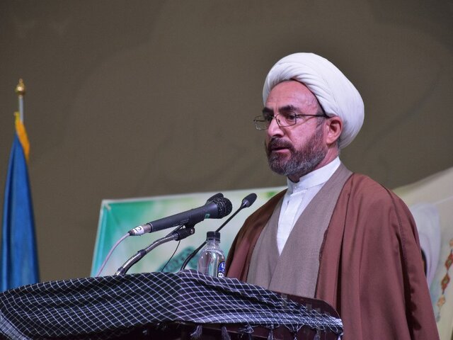 نقش روحانیت در دفاع مقدس نیازمند تبیین بیشتر است نقش روحانیت در دفاع مقدس نیازمند تبیین بیشتر است